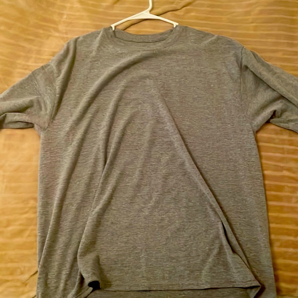 Gray Hanes long sleeve t shirt XL